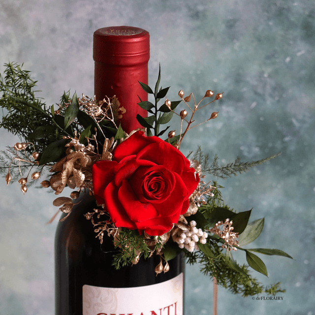 Classic Red & Green Bottle Bouquet | Wine Decoration | Celebration | Wine Gifts