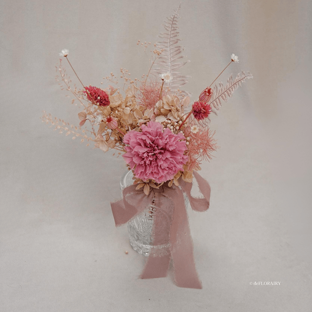 Thulian Pink | Preserved Carnation in Vase | Next-Day Flower Delivery in Bristol | UK-Wide Delivery