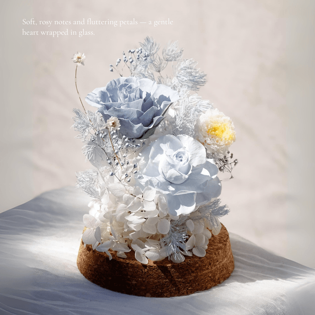 Serene Bloom | Preserved Flower Glass Dome | Next-Day Flower Delivery in Bristol | UK-Wide Delivery