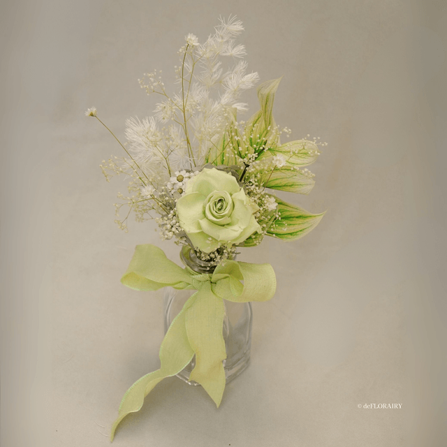 Ivory Lime | Preserved Rose in Vase | Next-Day Flower Delivery in Bristol | UK-Wide Delivery