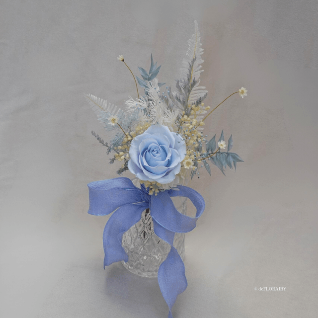 Serene Bloom | Preserved Rose in Vase | Next-Day Flower Delivery in Bristol | UK-Wide Delivery
